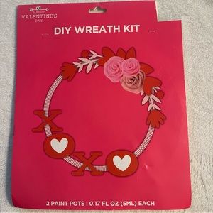 Valentines XOXO Rose Heart Wooden Felt DIY Wreath Kit New Kit